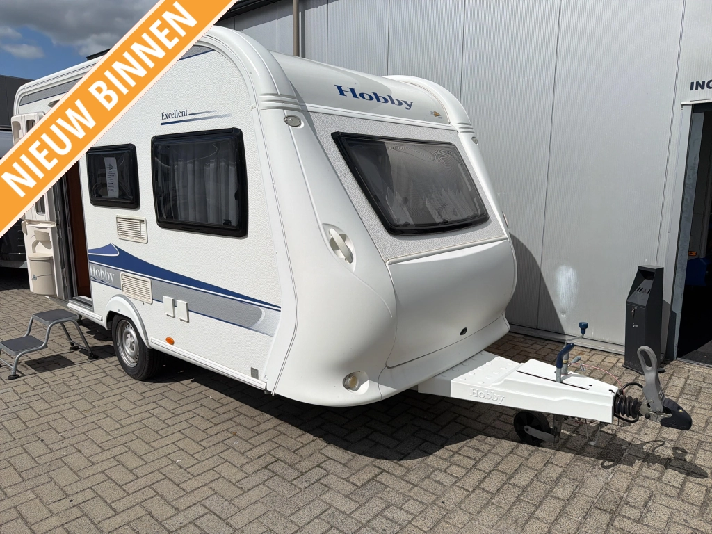 Hobby De Luxe 400 SF