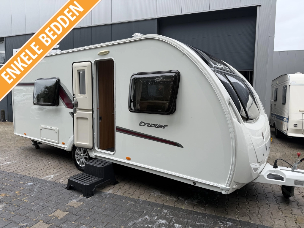 Sprite Cruzer 492 SR ENKELEBEDDEN - BOMVOL!