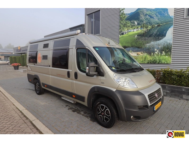 Globecar Campscout 640 NAP/1e EIG/AUTOMAAT