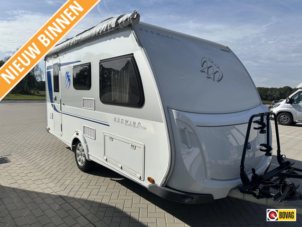 Knaus Sudwind Silver Selection 420 QD luifel - fietsdrager