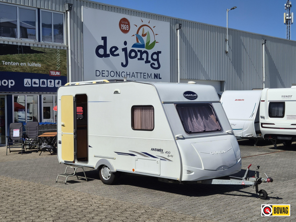 Caravelair Antares 400 Voortent en Luifel