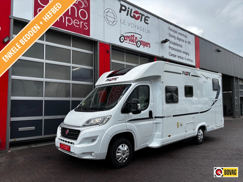Pilote P 706 GJ Camper, 4 persoons