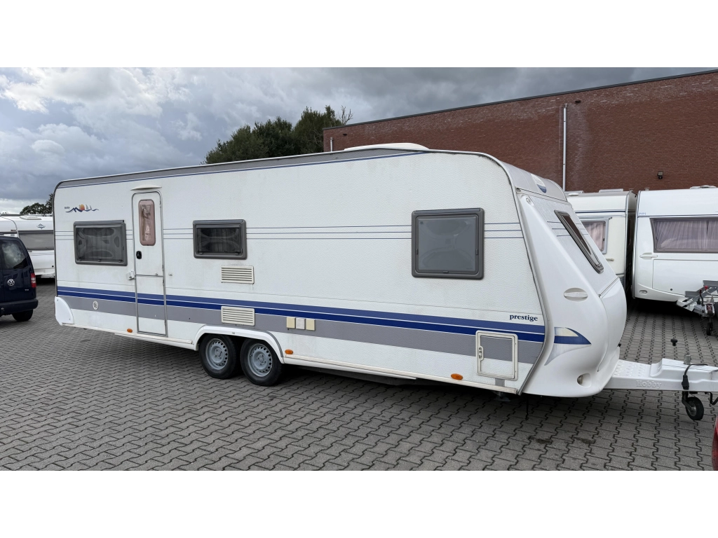 Hobby Exclusive 650 2x zitgroep frans bed