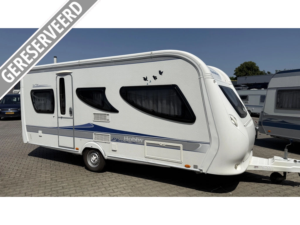 Hobby La Vita Bionda 495 UL enkele bedden rondzit