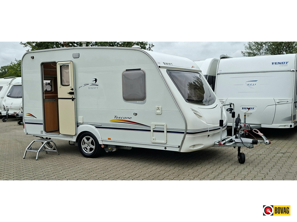 Swift Toscane 410 TF incl. mover en voortent !