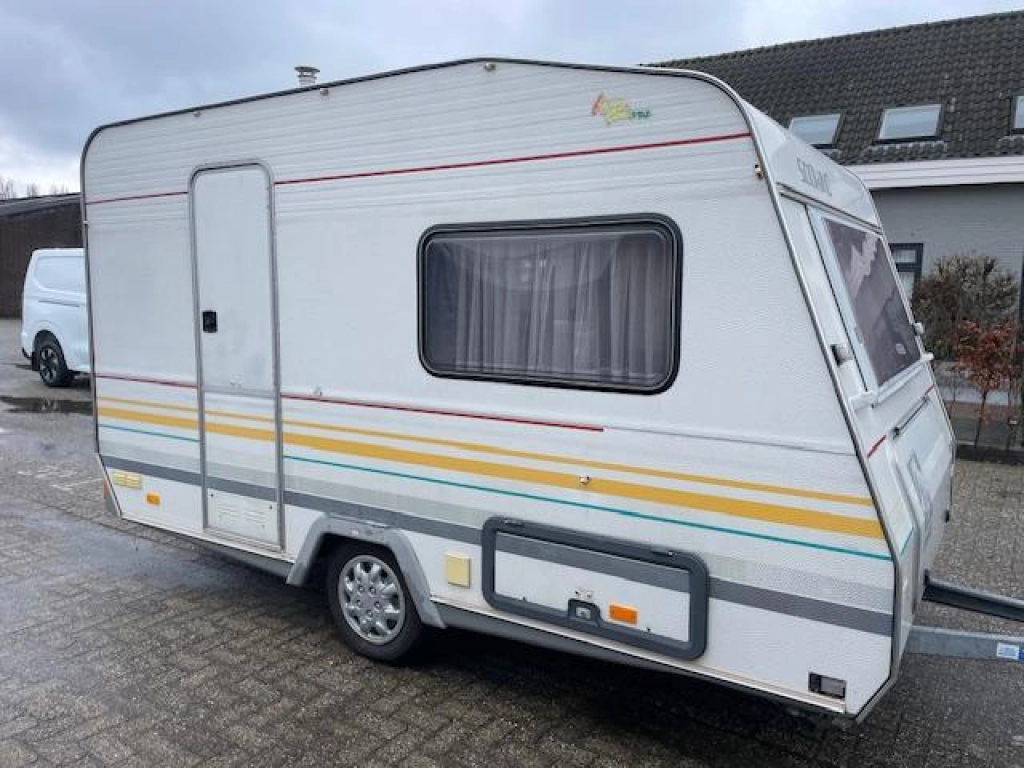 Knaus Sudwind 380 2xtreinzit voortent