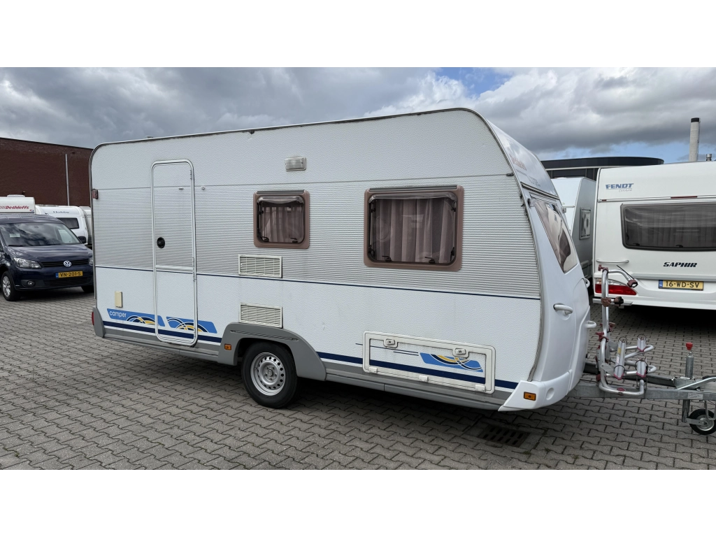 Dethleffs Camper 440 T treinzit vast bed toilet