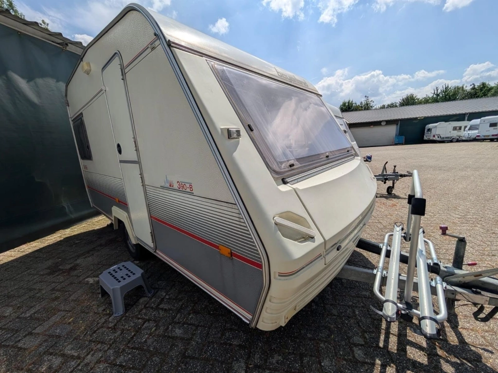 Beyerland Sprinter 390 B voortent