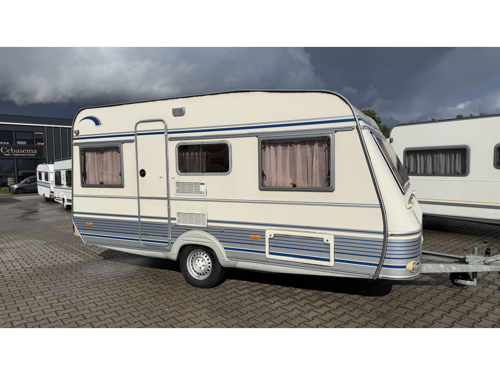TEC Tour 450 standaard zit bed toilet