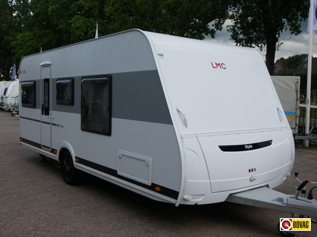 LMC Style 450 D Mover, voortent