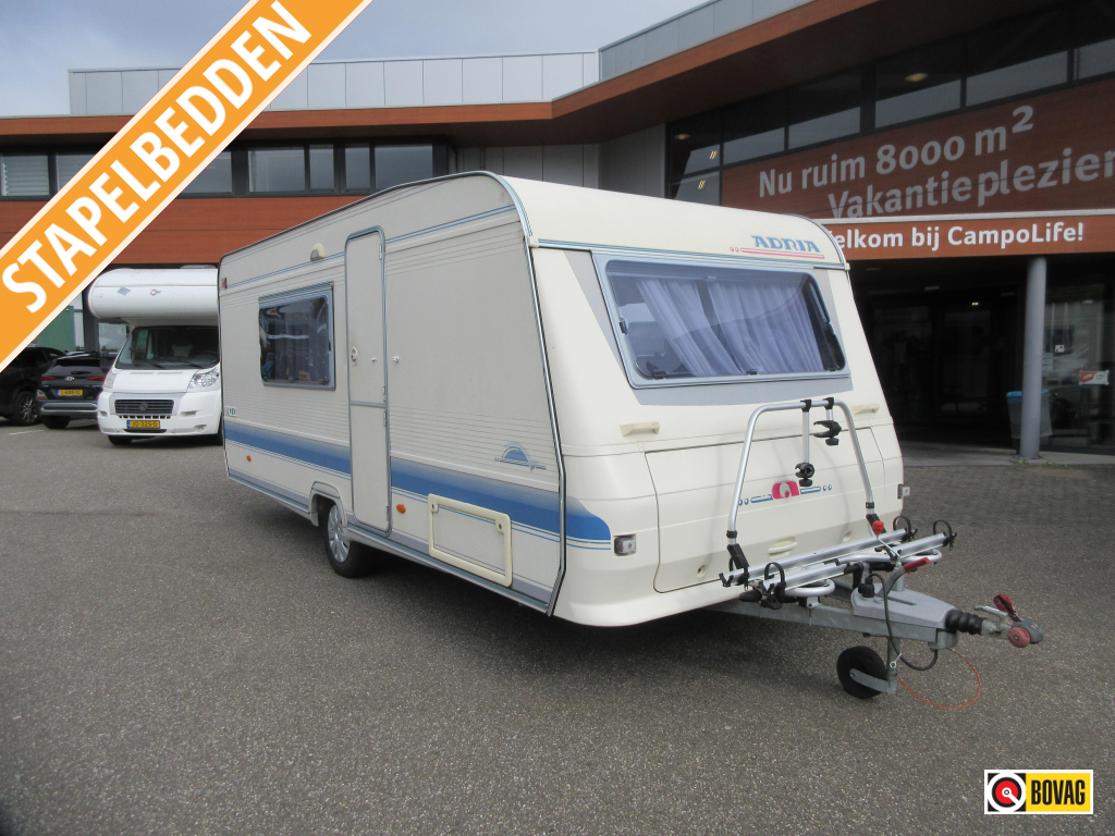 Adria Unica B 502 UK 5 PEROONS MET STAPELBED