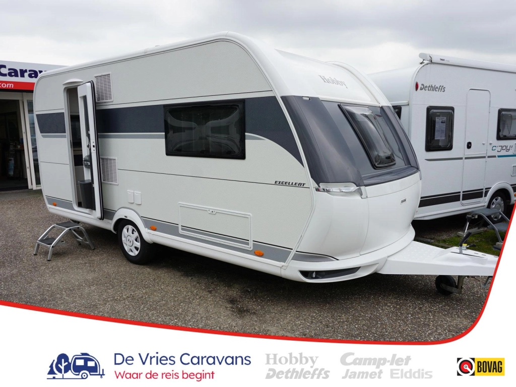 Hobby Excellent 460 SL Voortent + uitbouw