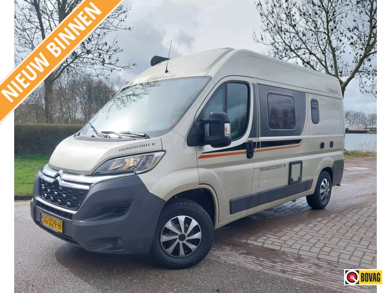 Globecar Roadcamp R met een lengte van 560cm