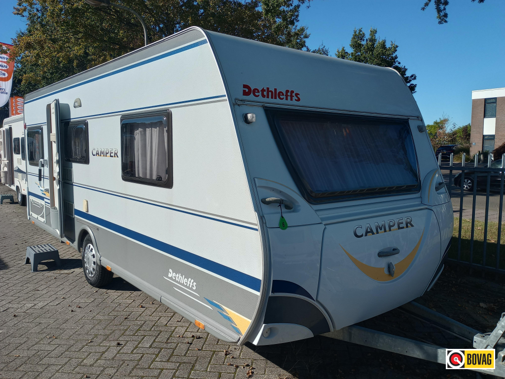 Dethleffs Camper 540 DBM Voortent