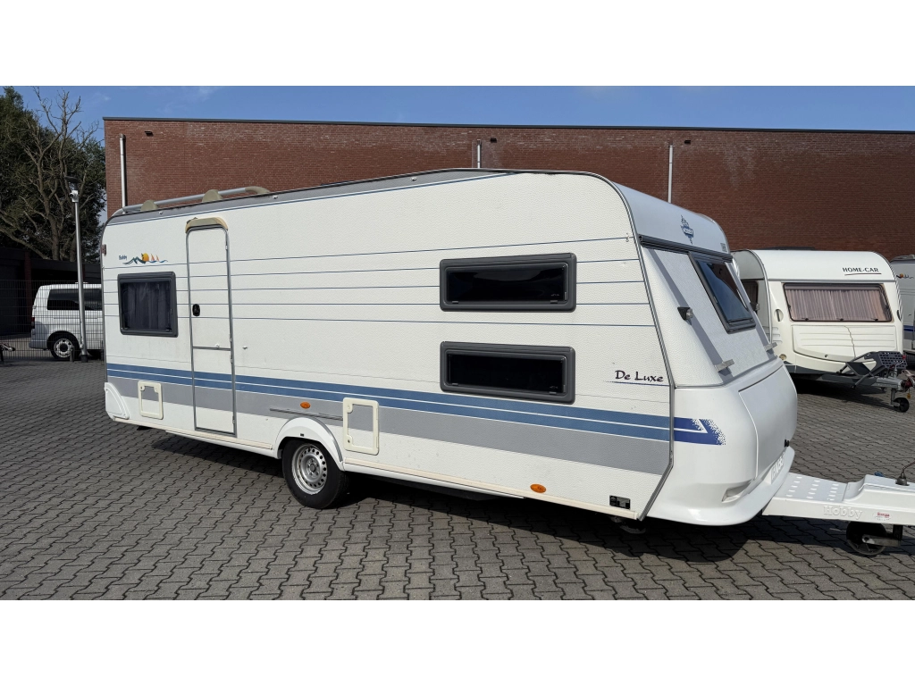 Hobby De Luxe 540 UK kinderkamer rondzit