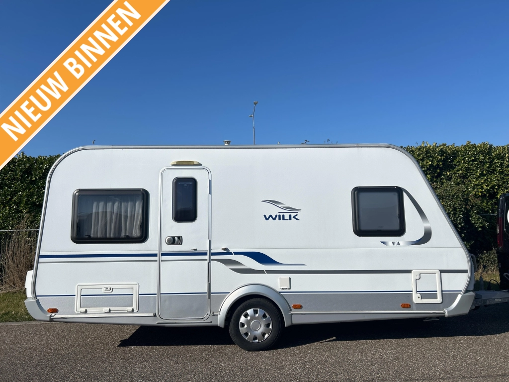 Wilk Vida 450 RONDZIT VOORTENT VAST BED