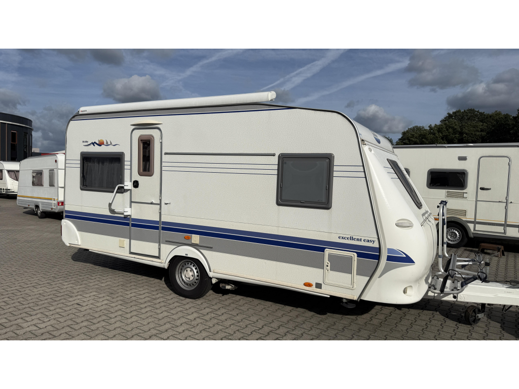 Hobby Excellent Easy 460 UFE frans bed rondzit toilet