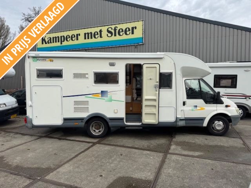 Chausson Odyssee 92 grote koelkast en garage