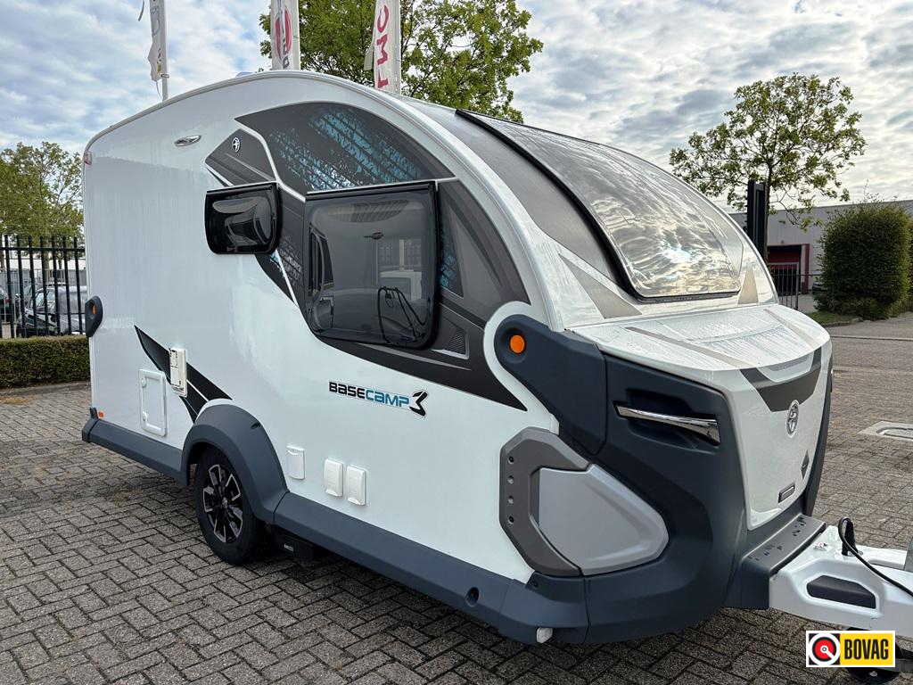 Sprite Basecamp 3 met mover en voortent