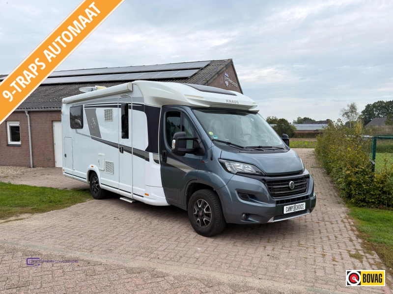 Knaus Sky TI 700 MX queensbed levelsysteem