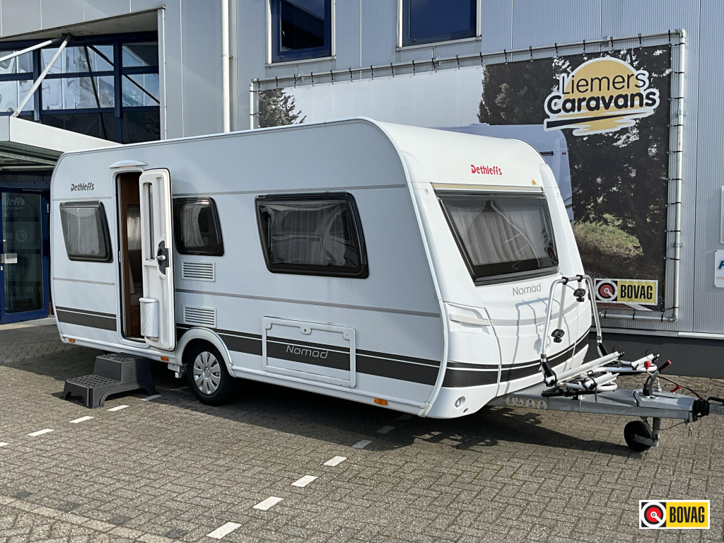 Dethleffs Nomad 470 ER ENKELE BEDDEN-NETJES