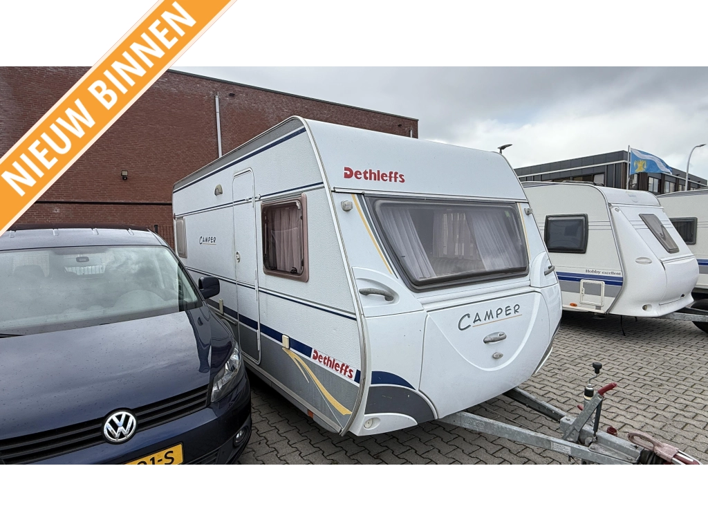 Dethleffs Camper 450 DB frans bed rondzit toilet