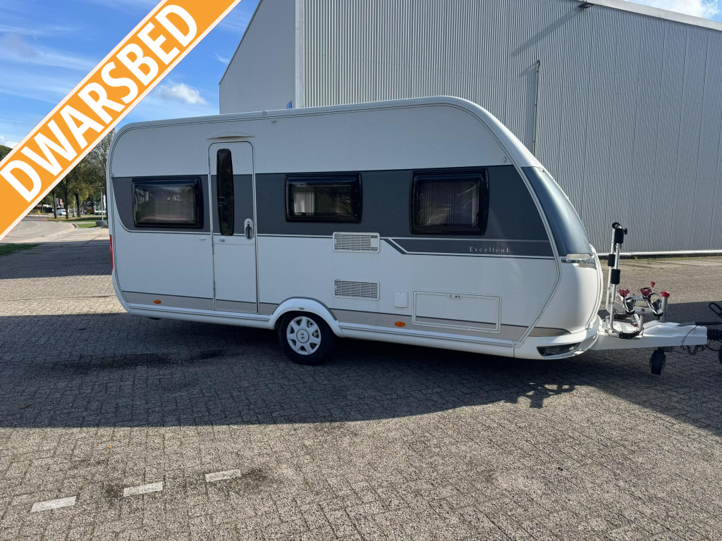 Hobby Excellent 455 UF Luifel en fietsendrager