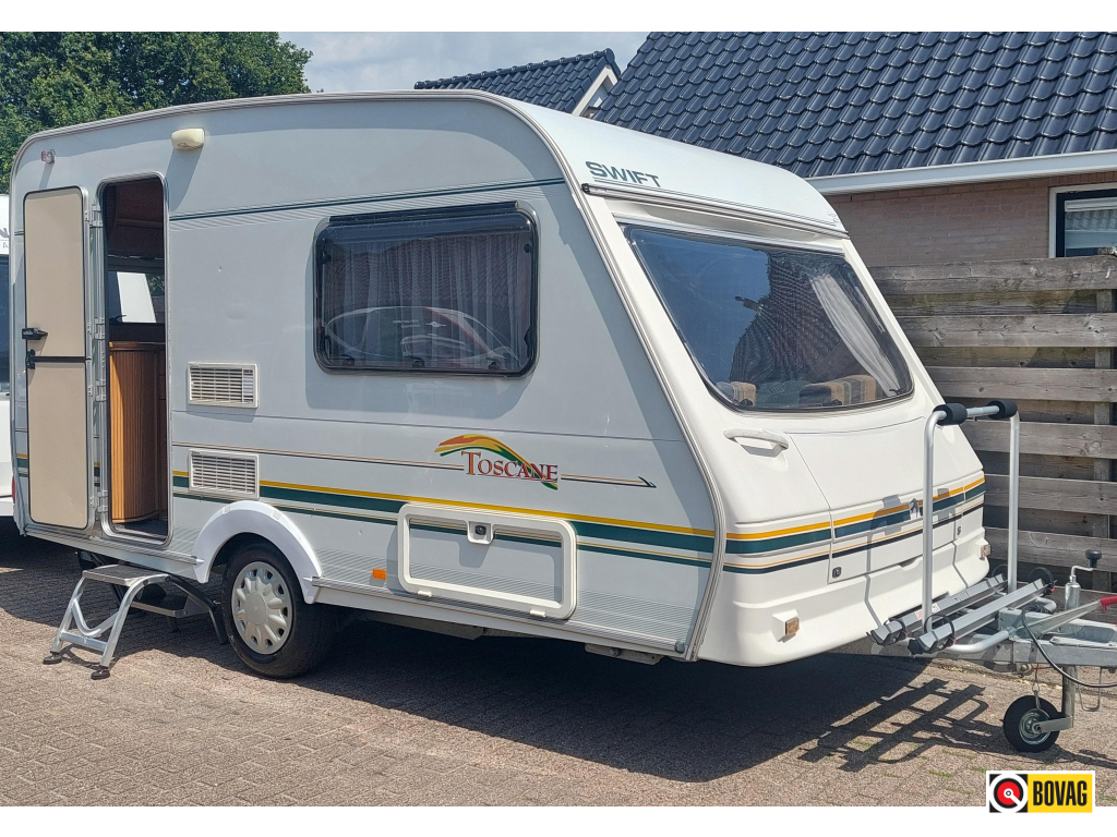 Swift Toscane 390 Lengte bedden, Voortent