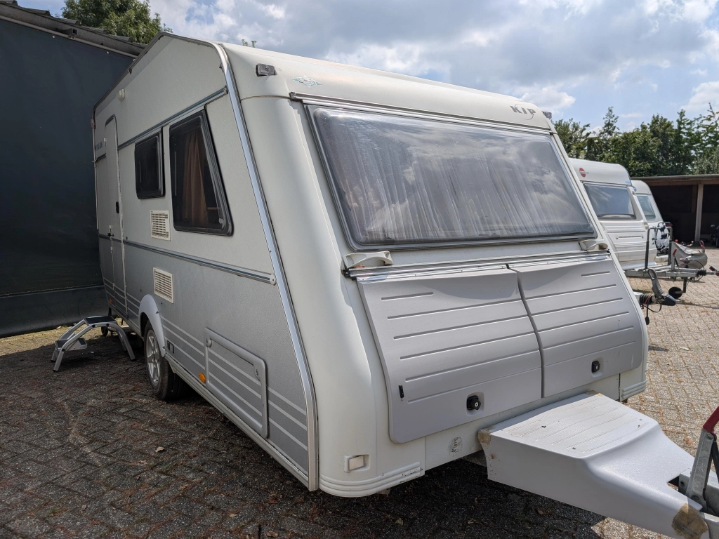 Kip Star Line 44