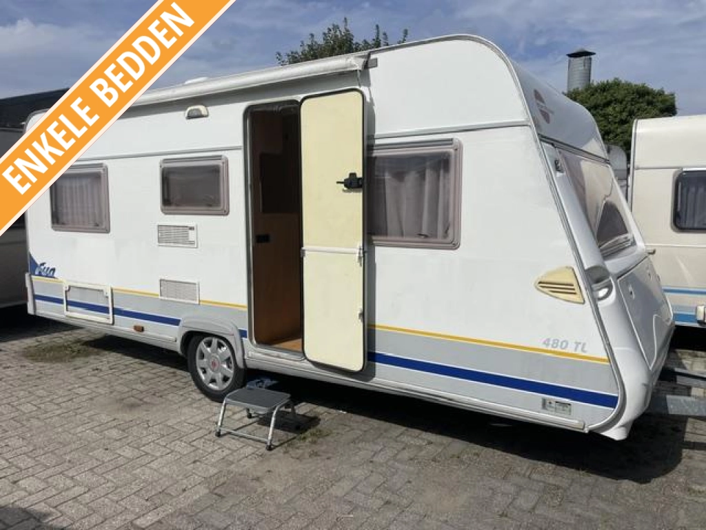 Bürstner Fun 480 TL enkele bedden zit luifel