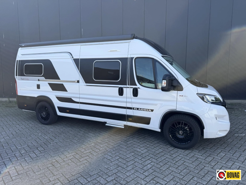 Adria Twin Supreme 640 SGX Automaat